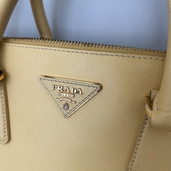 Beautiful handbag - Picture 3 of 16